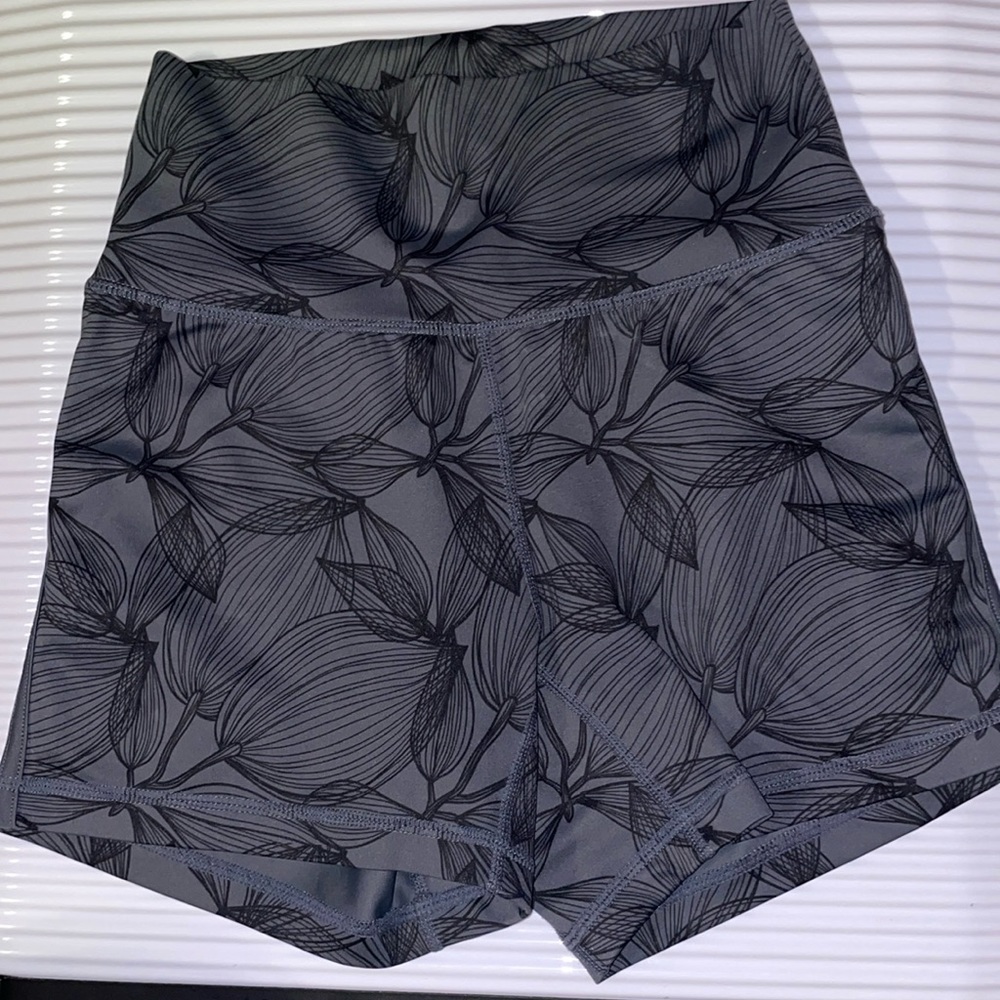 Buffbuny shorts